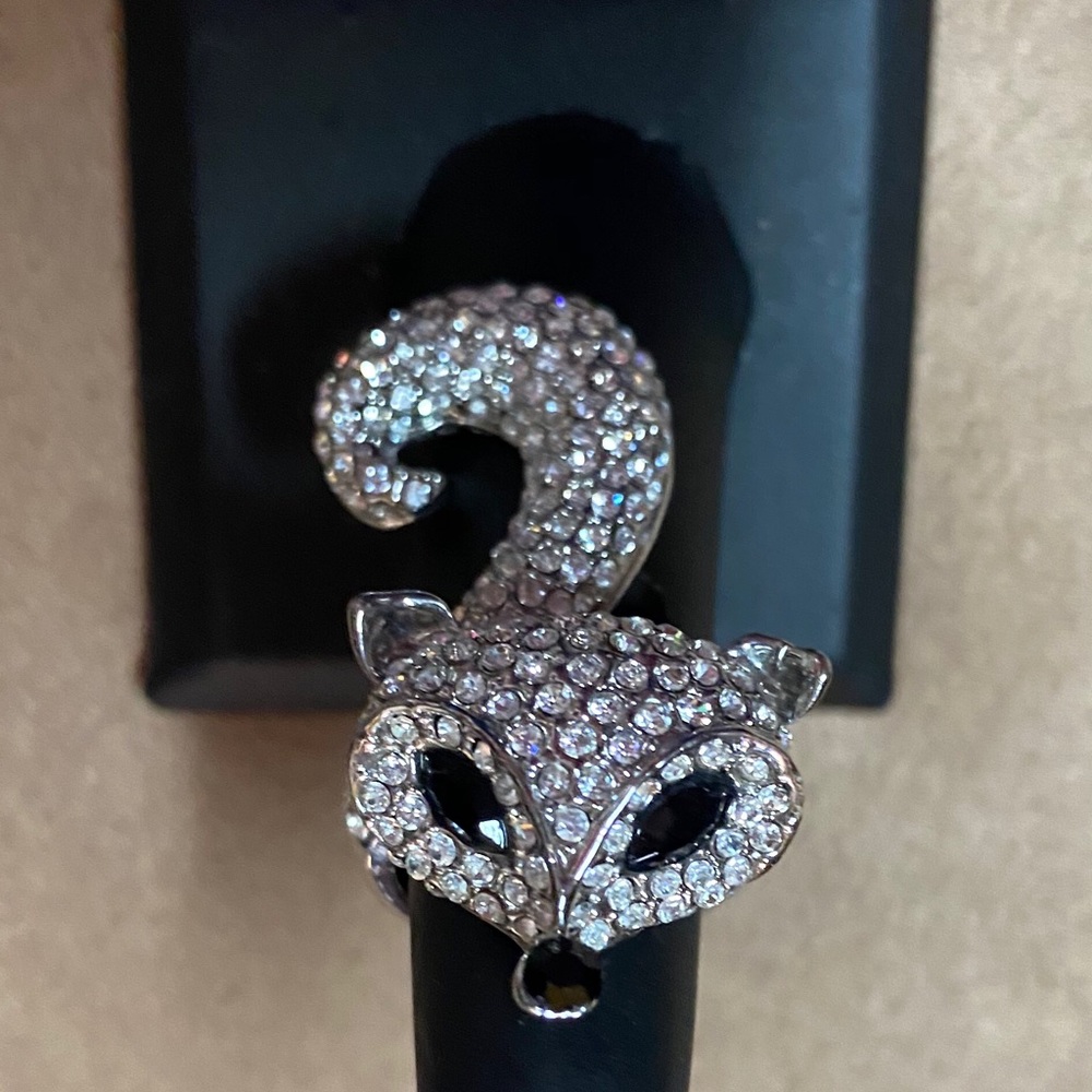 BN Sterling Silver Swarovski Racoon Ring